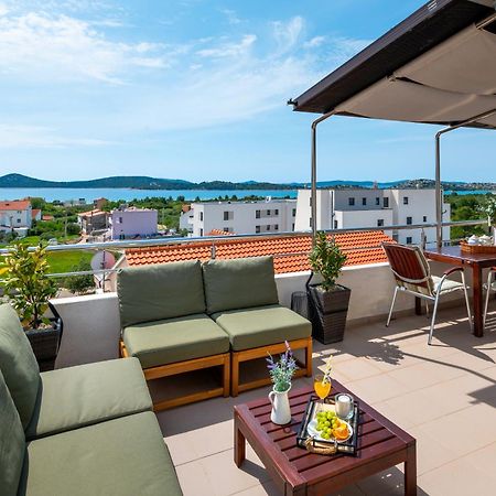 Apartment Tihi 2 Vodice Bagian luar foto