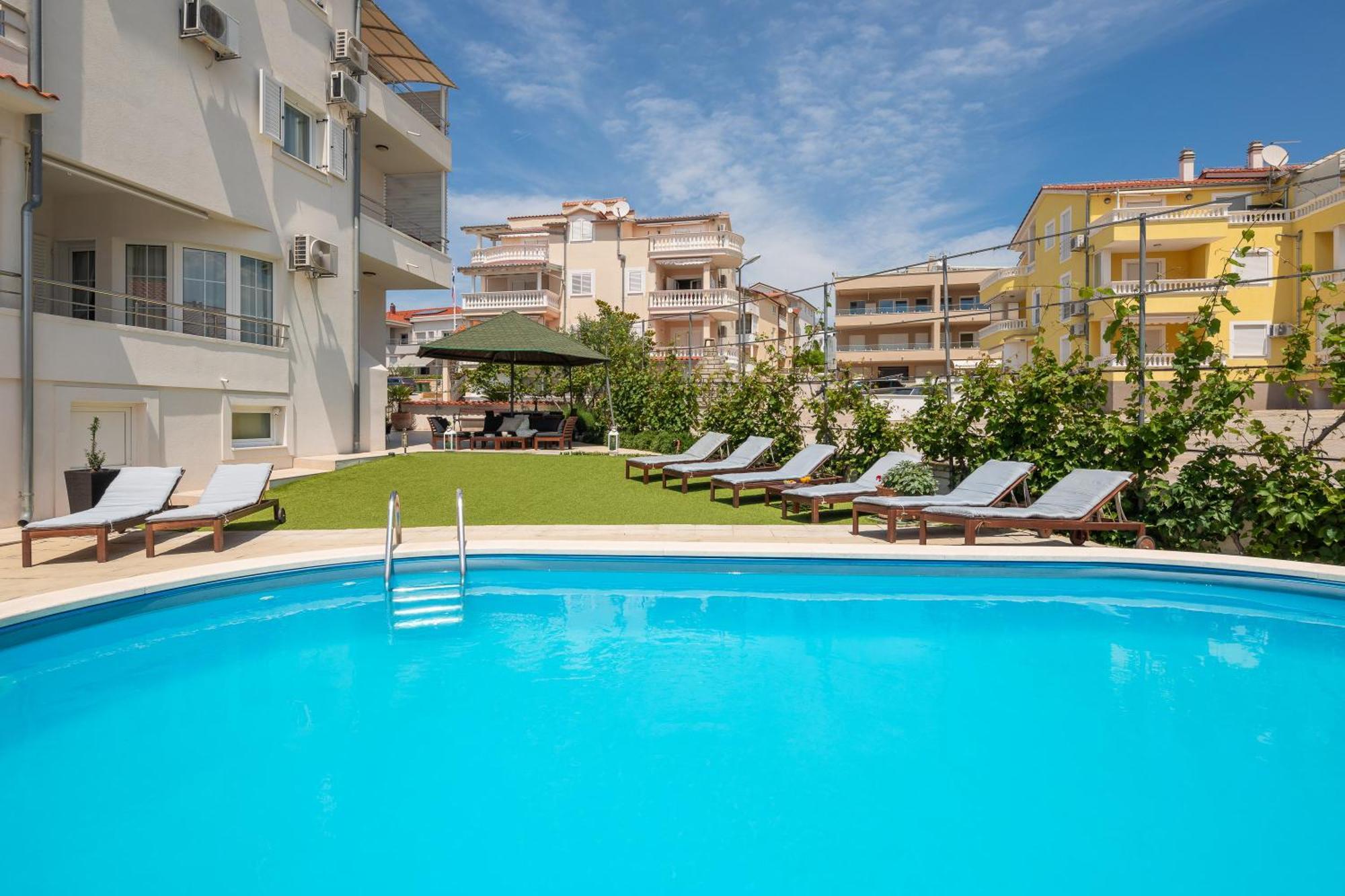 Apartment Tihi 2 Vodice Bagian luar foto