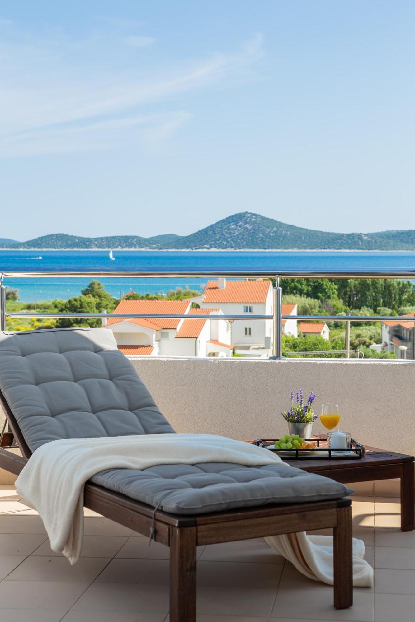 Apartment Tihi 2 Vodice Bagian luar foto