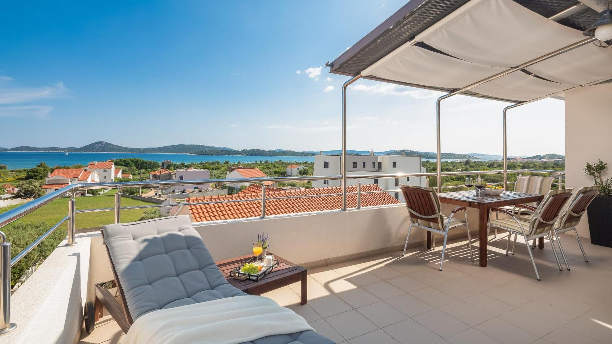 Apartment Tihi 2 Vodice Bagian luar foto