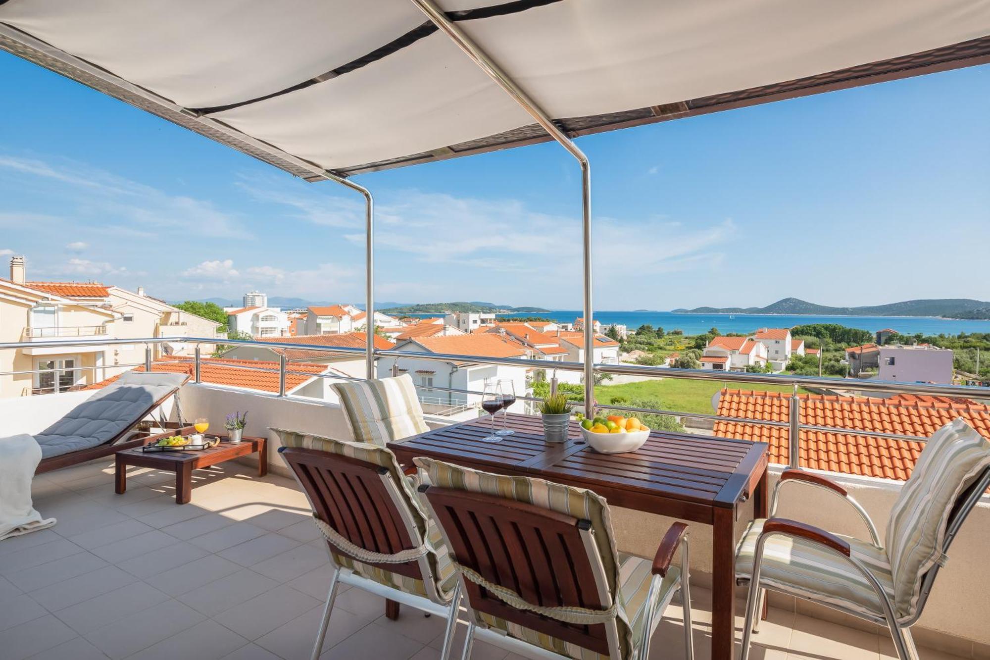 Apartment Tihi 2 Vodice Bagian luar foto